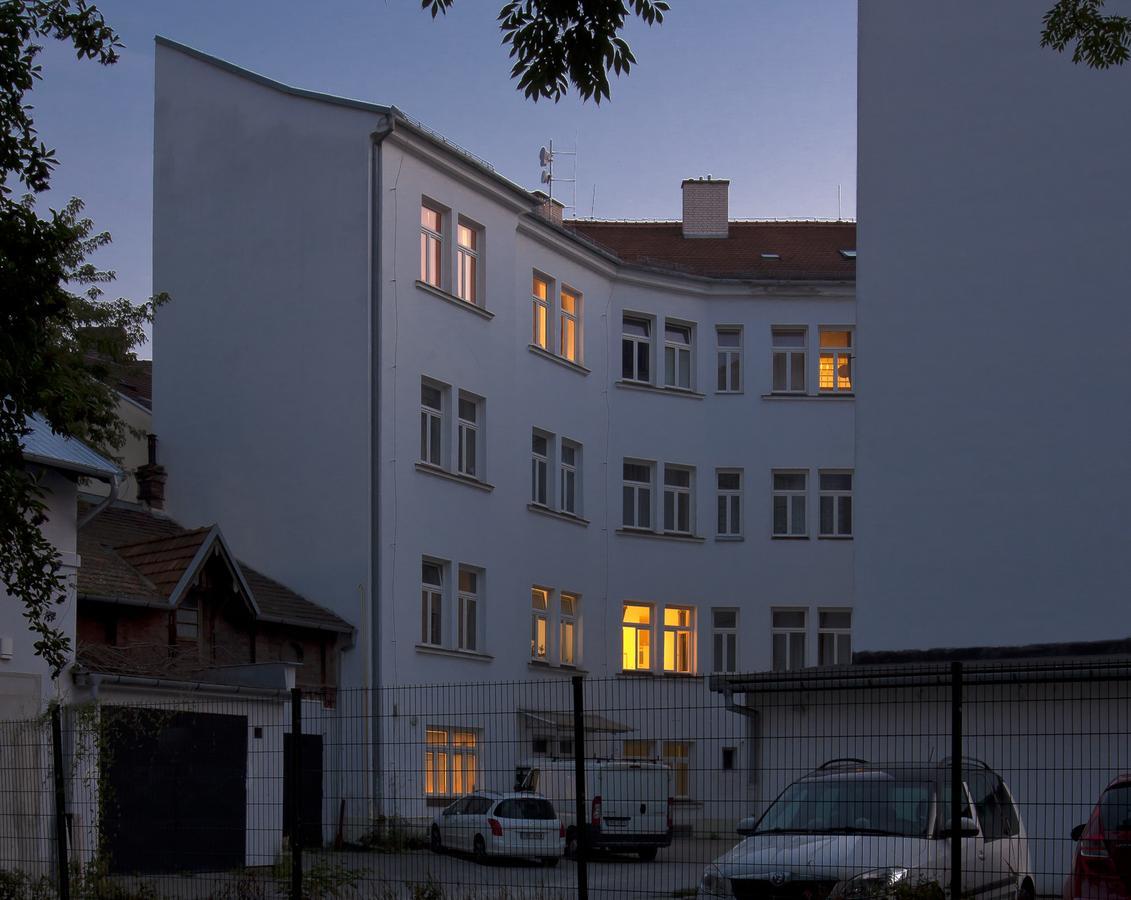 Cosy Design Apartment II Brno Buitenkant foto